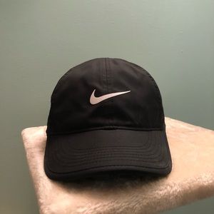 Women’s Dry-Fit Nike Hat in Black